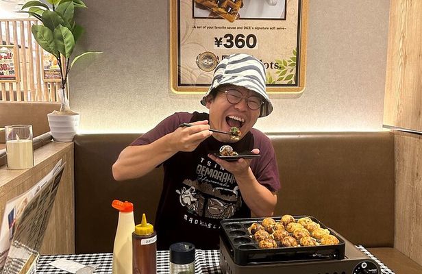 All-You-Can-Eat Takoyaki +All-You-Can-Drink +Karaoke in Dotonbori