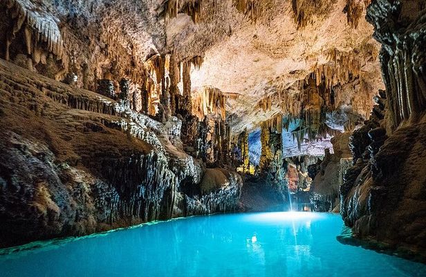 Small Group Tour: Jeita Grotto, Harissa, Byblos with Hotel Pickup