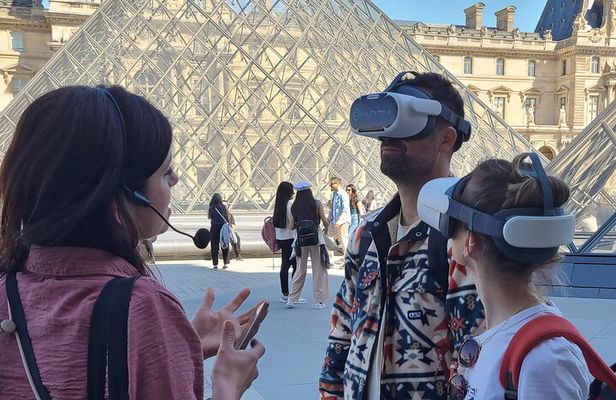 Paris Experience the history of the Louvre with virtual reality 