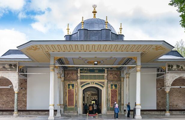 Istanbul: Private Tour Topkapi Palace and Harem