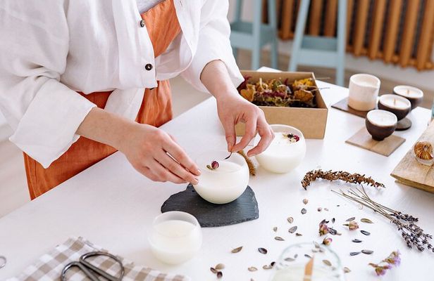 DIY Candle Making Class at a Local Wine Bar in Atlanta