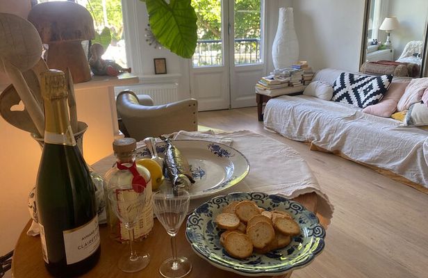 Amsterdam Private Walking Tour with Dinner Experience