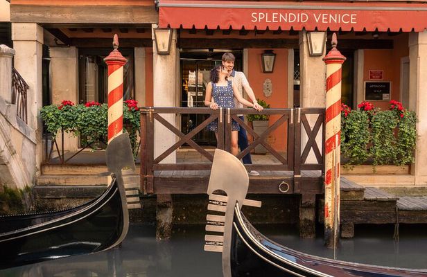 Exclusive Cinematic Photoshoot: Capture Venice Hidden Gems