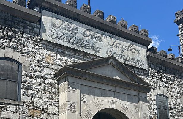 The Bourbon Bites Tours