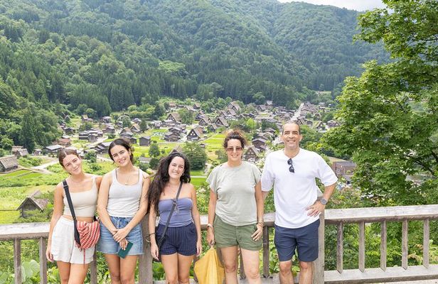 Private Day Tour to Shirakawago & Takayama