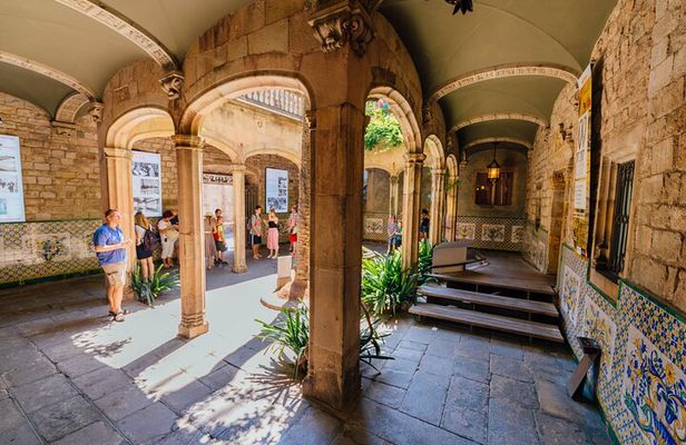 Barcelona Old Town Tour With Optional Flamenco Show