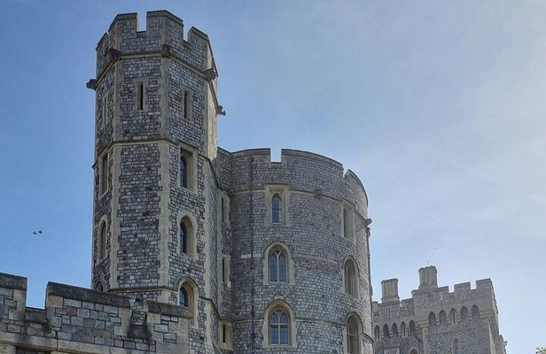 Windsor, Eton, and Stonehenge Day Tour