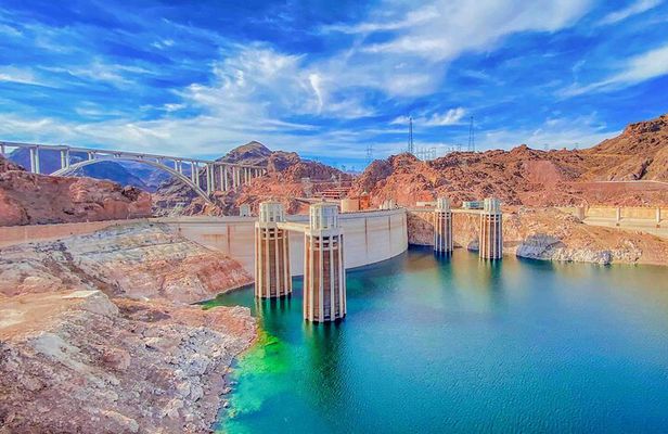 Hoover Dam, 7 Magic Mountains Small Group Half-Day Express Tour