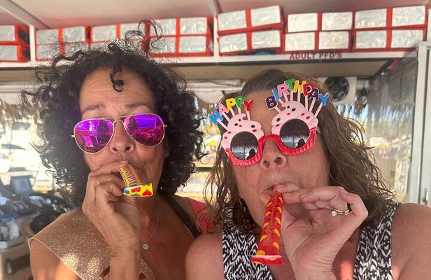 3 Hour Social Sip N Dip Party Cruise