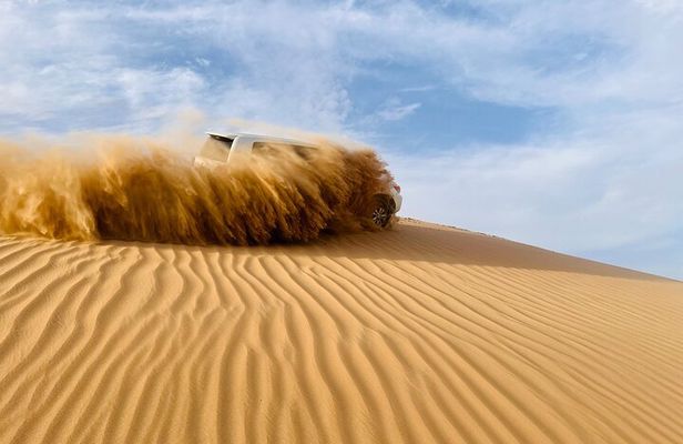 Abu Dhabi Private Morning Desert Safari with Sandboarding