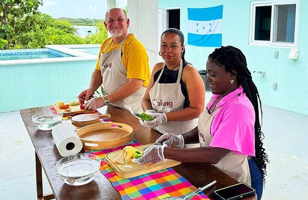 Roatan Cooking Class and Cultural Experience