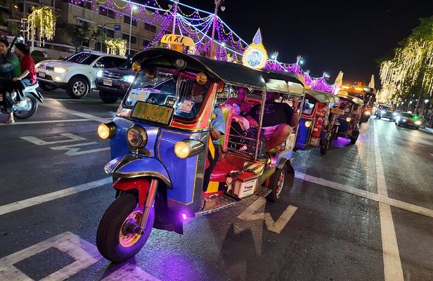 Bangkok : TUK TUK Tour Night Life - Private with Hotel Pick Up