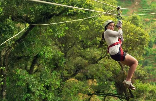 Vang Vieng Kayaking, Zipline,Tham Chang Cave and Water Cave