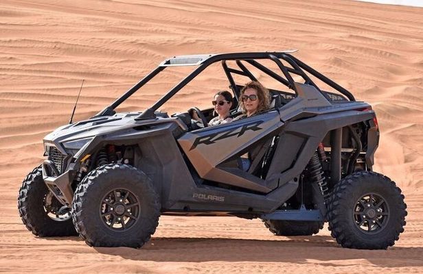 Desert Safari BBQ Dinner 60 min Buggy Open Desert