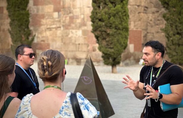 1.5h Private Old Town Tour optional Zoo/Aquarium Tickets