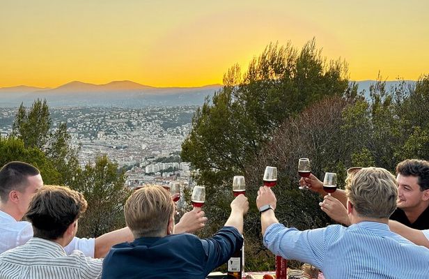 Nice: Sunset & Aperitif in 4x4 Defender with 360° view