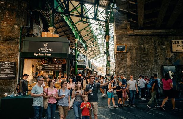 London Food & Drinks Private Tour - British Taverns & Pubs