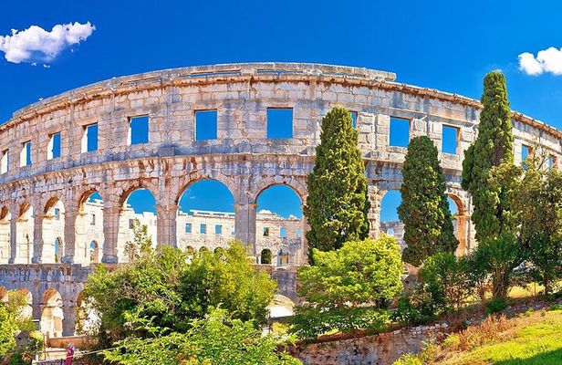 Discover the Essence of Pula: Private Tour with a Local Pro