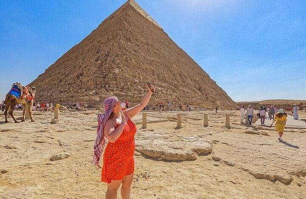 Full Day Cairo Guided Tour Pyramids and Museum, Lunch - Hurghada