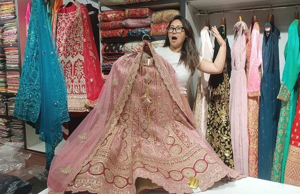 Delhi : Customized Half or Full Day Delhi Shopping Tour