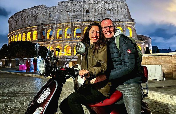 Rome by Night Vespa Ride: Icons of Rome