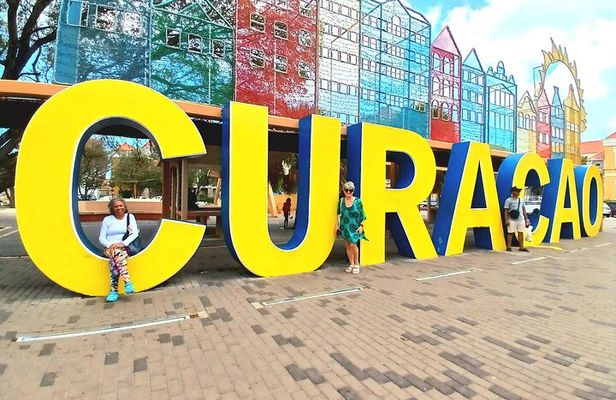 Curaçao City and Beach Tour