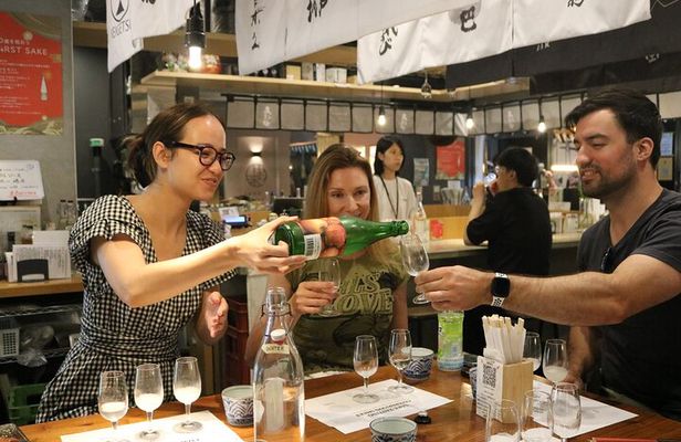 Shibuya: Sake Tasting Experience from 100+ Types