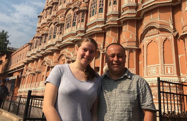 5 Days Golden Triangle Tour from Delhi with Monuments Entrance