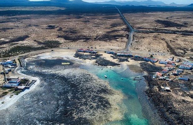From South Fuerteventura 4x4 Tour Corralejo Dunes and El Cotillo