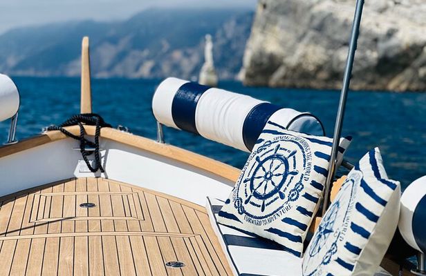 Day/Sunset tour in Cinque Terre on board a typical Ligurian gozzo boat