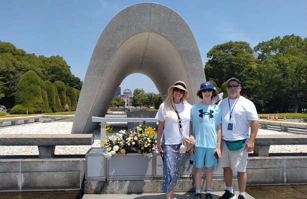 Hiroshima and Miyajima Full Day Private Tour