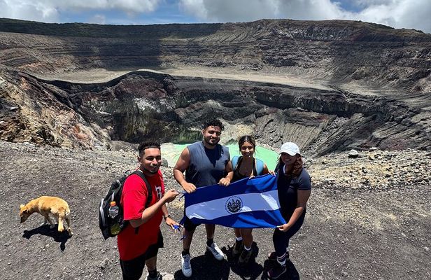 Santa Ana Volcano Hike + Coatepeque Lake: Easy Trail & Epic Views