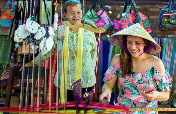  Hoi An Silk Farming & Cham Weaving Experience