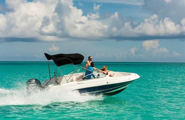 1 Hour Private Speedboat and Parasailing Adventure–Sharm ElSheikh