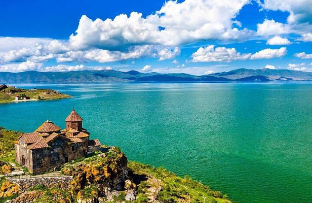 Tbilisi to Yerevan Tour Lake Sevan Akhpat Sevanavank