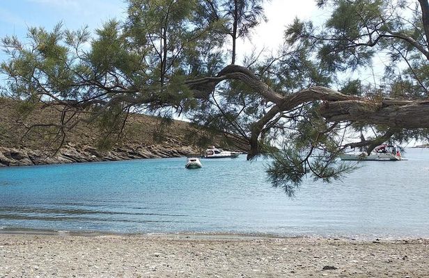 Syros Hiking Exploration in the Untouched Apano Meria