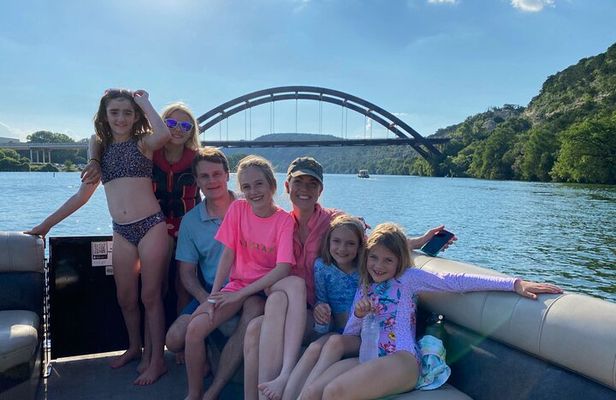 Lake Austin Boat Cruise 1.5 Hour Scenic Tour BYOB Per Person