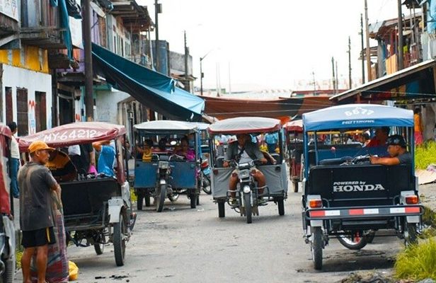 Belén Tour: Exotic Market, Floating City & Amazonian Life