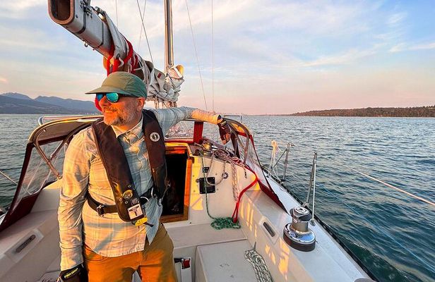 Vancouver Sailing Tour - Learn the Ropes