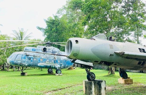 Kampong Phluk Floating Village with War Museum & Killing Field