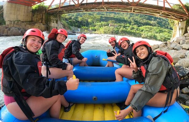 Inca Jungle & Short Inca Trail: 4-Day Adventure to Machu Picchu