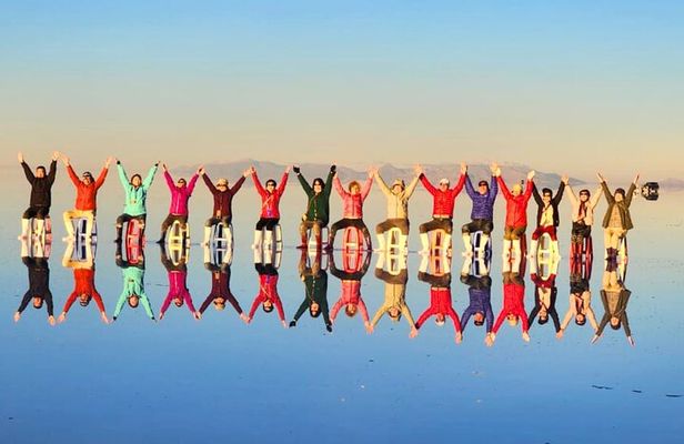 3 Days Uyuni Salt Flats and Andean Lagoons Tour