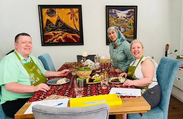 2 hr Lunch Authentic Indonesian Cuisine and 1 hr Walk in Newlands