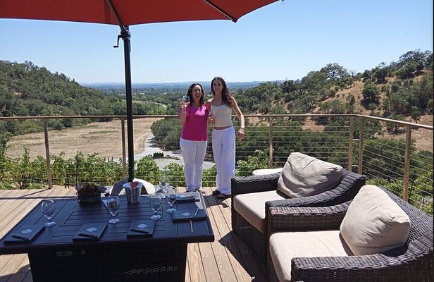 Private Chauffeured Winery Tour