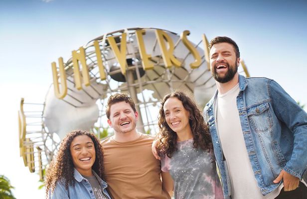 Bundle & Save: Universal Studios Entry with Celebrity Home Tour 