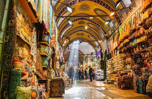 Walk the Wonders of Istanbul with a Local Guide
