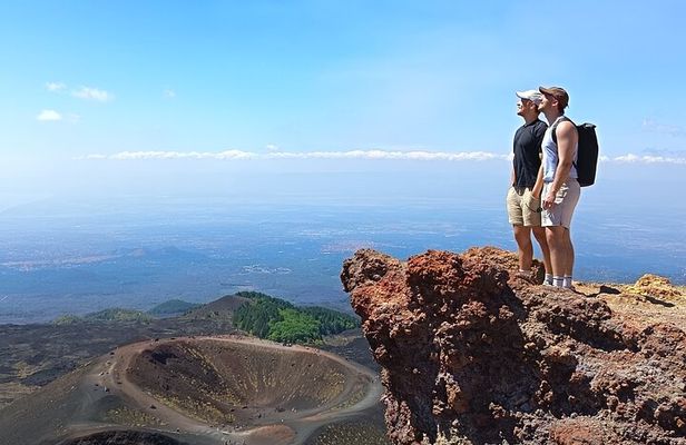 Mt. Etna nature and flavors half day Tour from Catania