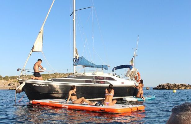 Palma de Mallorca Private Boat.Adventure from the Sun to the Stars