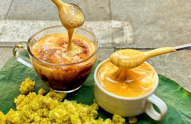 (HOT) Hanoi Guided Street Food and Train Street Tour with Local