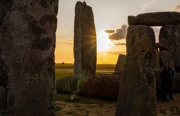 Stonehenge VIP Experience - Inner Circle Access Private Tour